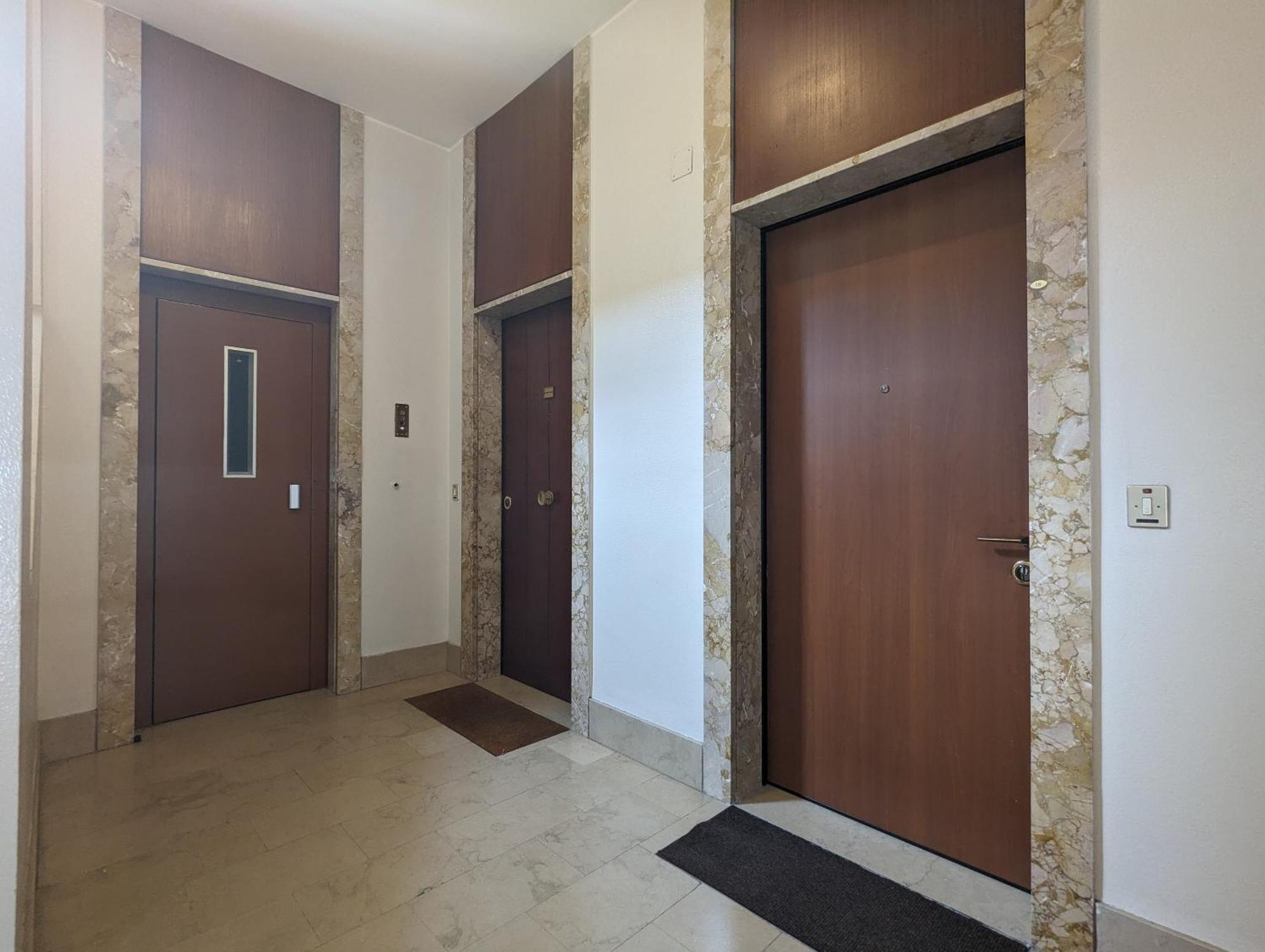 Big House-Private Parking-12" Walk From The Arena Apartment Verona Exterior photo